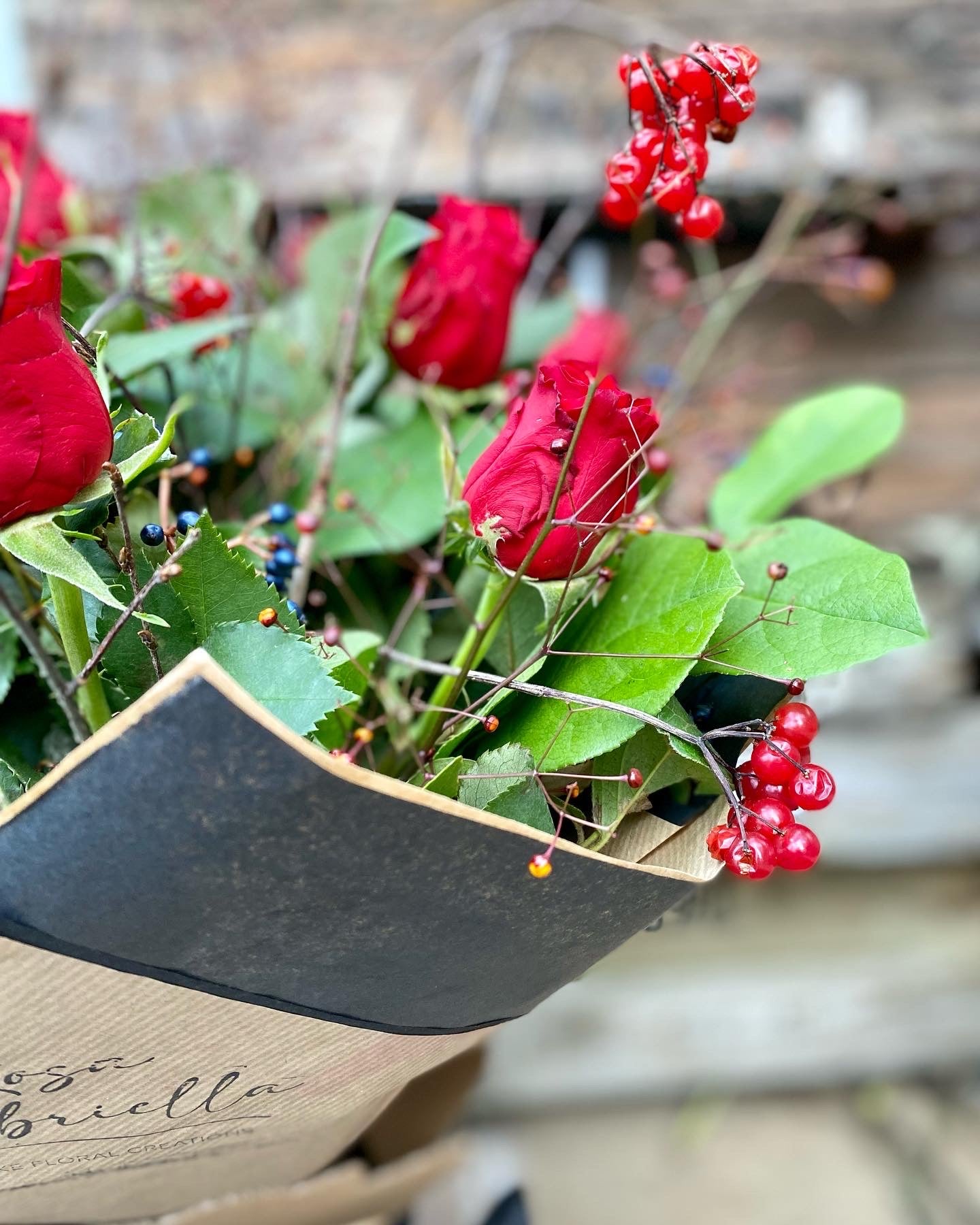 Valentine's Day 12 red rose bouquet