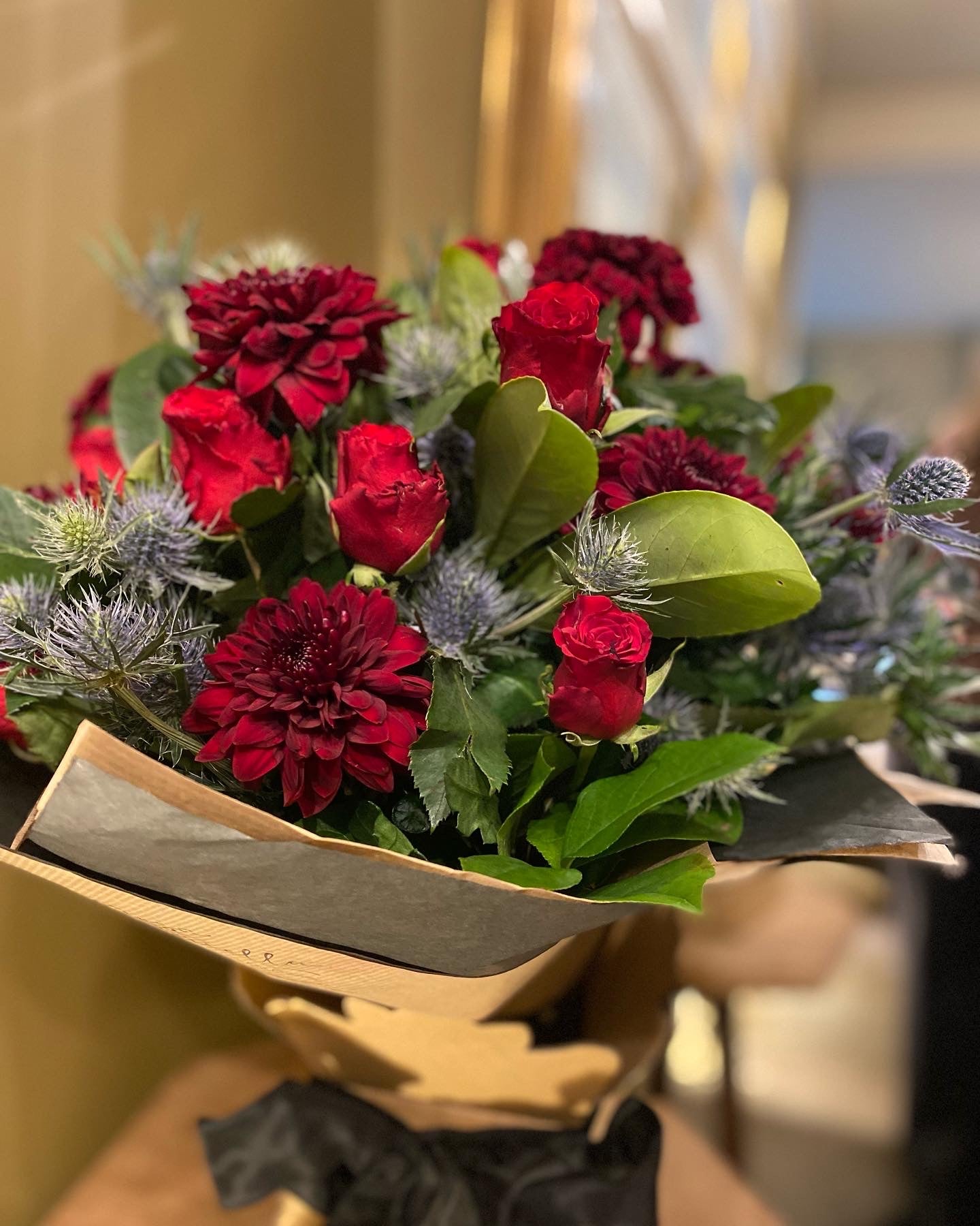 Valentine's Day six red rose mix bouquet