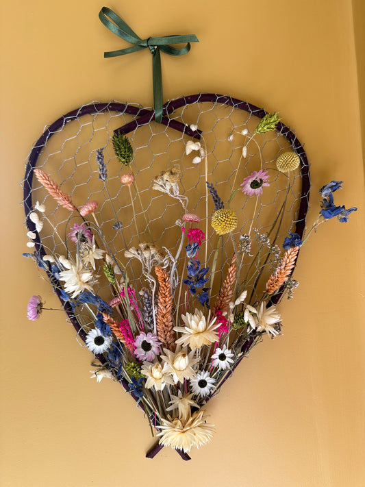 Dried flower hanging heart panel