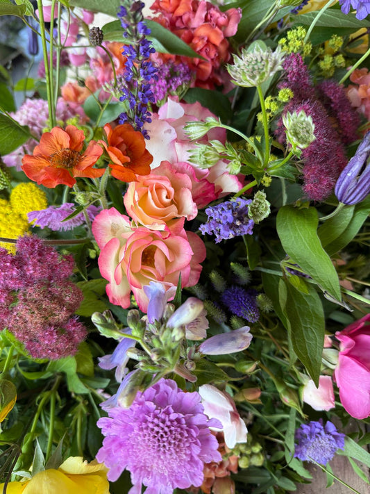 Pick your own flowers and hand tied bouquet workshop Wednesday 5th August 6.30pm