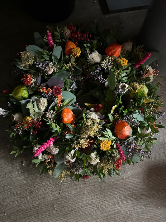Autumnal Wreath Workshop. Wednesday 8th October 7pm