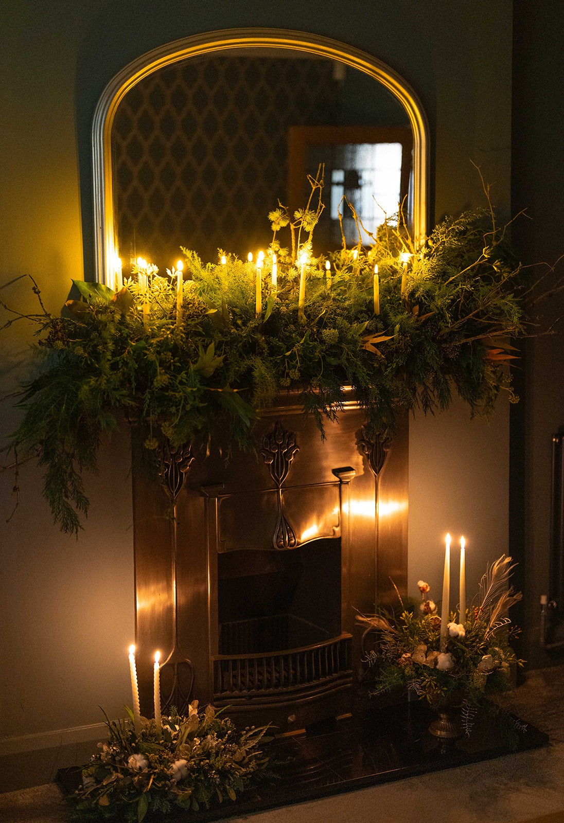 Christmas gold bowl arrangement